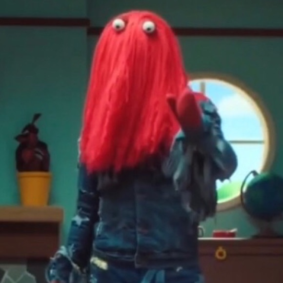 Meet your Posher, Aubry - Picture 1 of 1